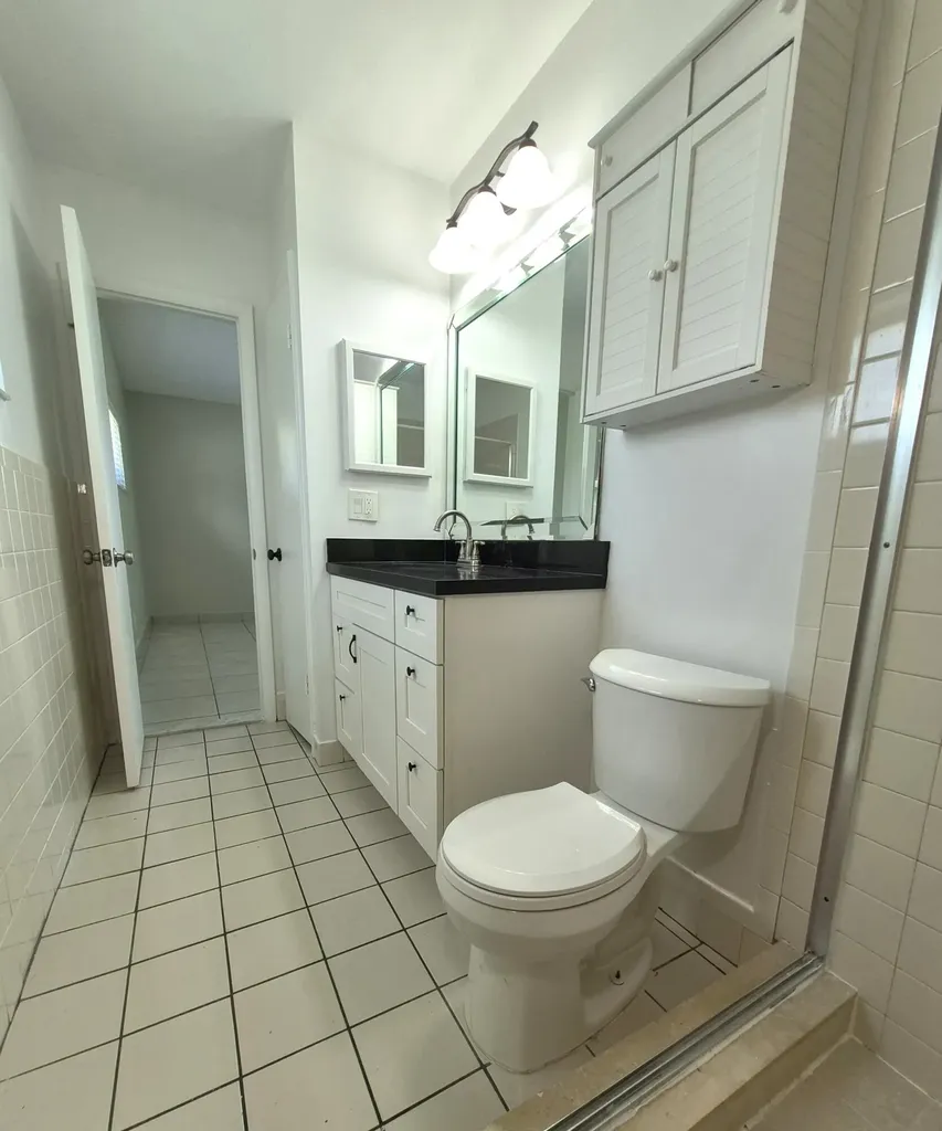 5510 S Lakewood Circle Circle S Margate FL 33063