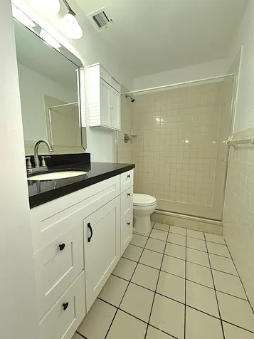 5510 S Lakewood Circle Circle S Margate FL 33063