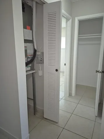 5510 S Lakewood Circle Circle S Margate FL 33063