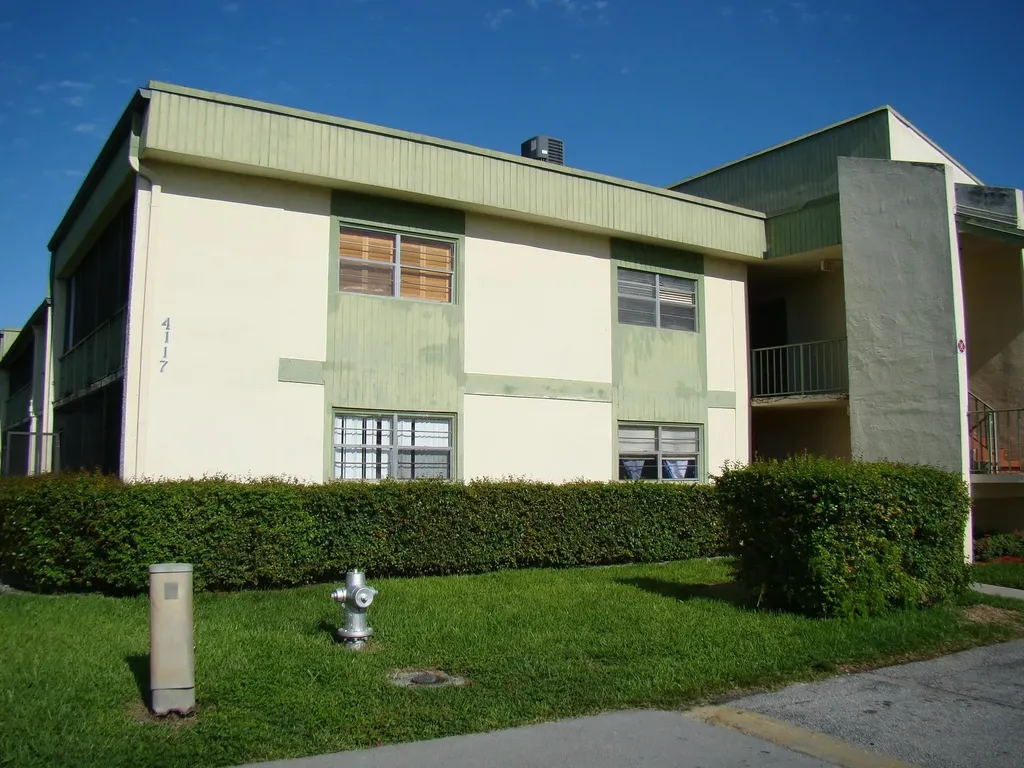 4117 NW 88th Avenue Coral Springs FL 33065