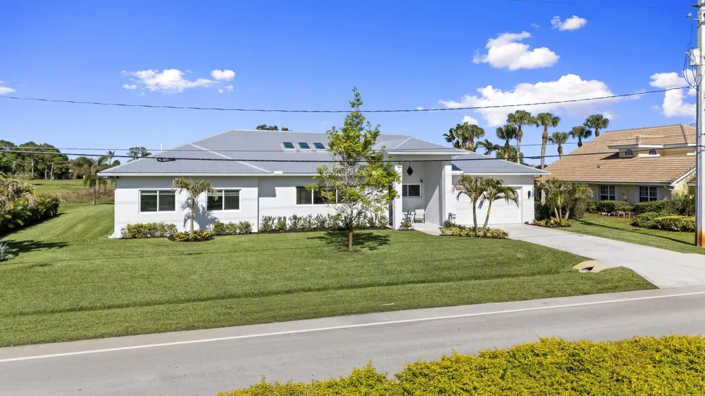3213 SE Morningside Boulevard Port St Lucie FL 34952