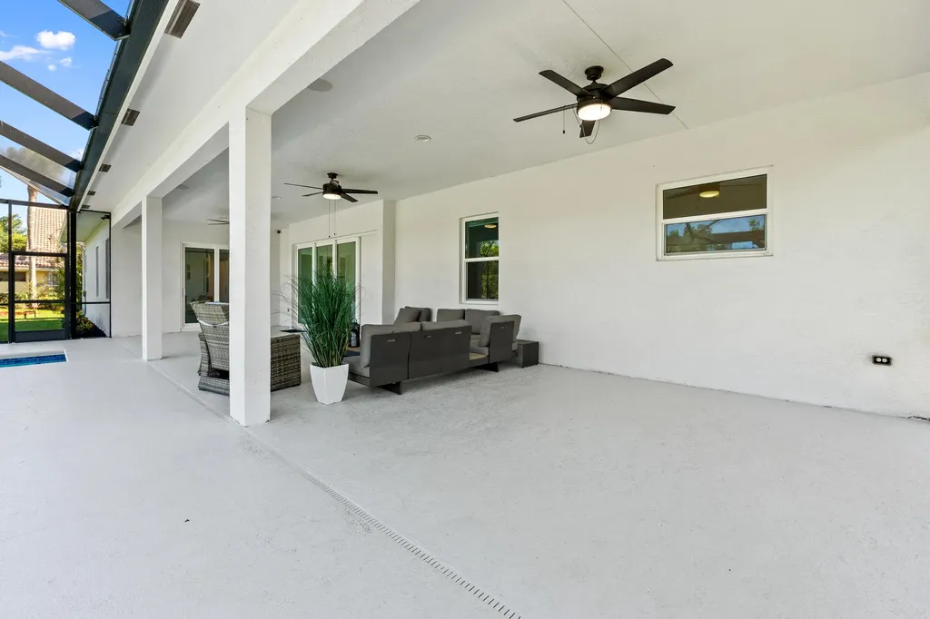 3213 SE Morningside Boulevard Port St Lucie FL 34952