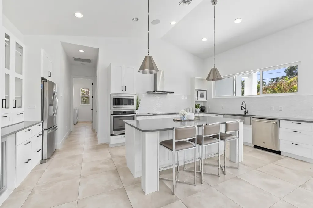 3213 SE Morningside Boulevard Port St Lucie FL 34952