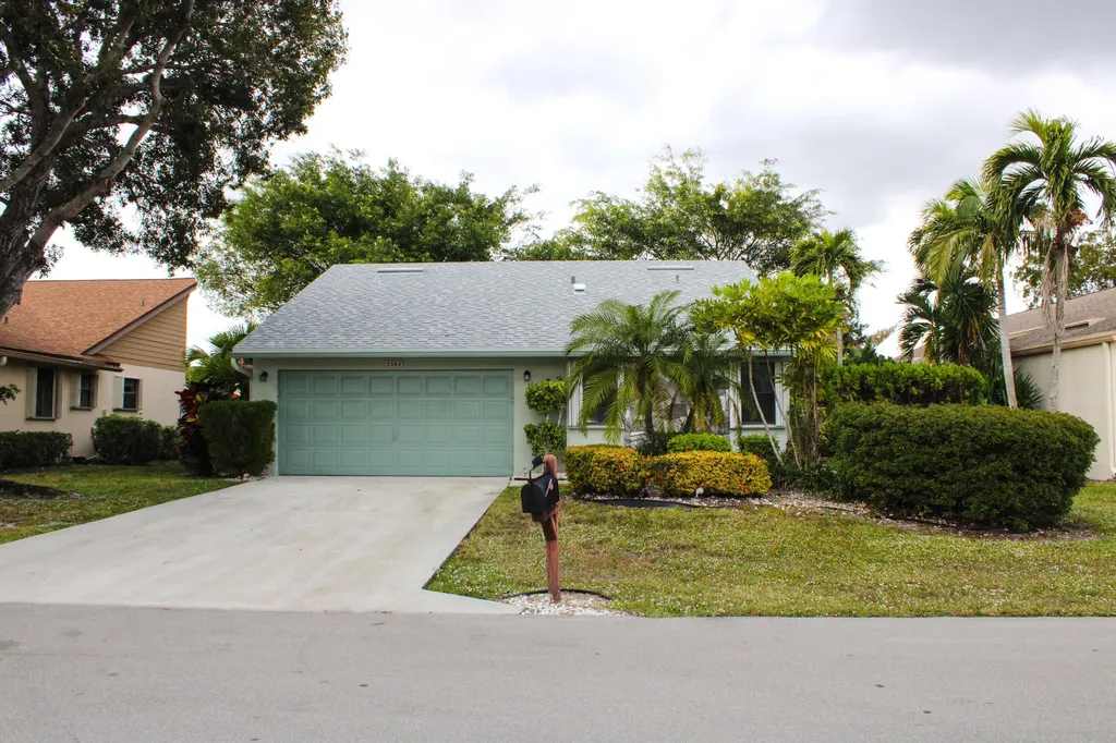 2583 NW 13th Street Delray Beach FL 33445