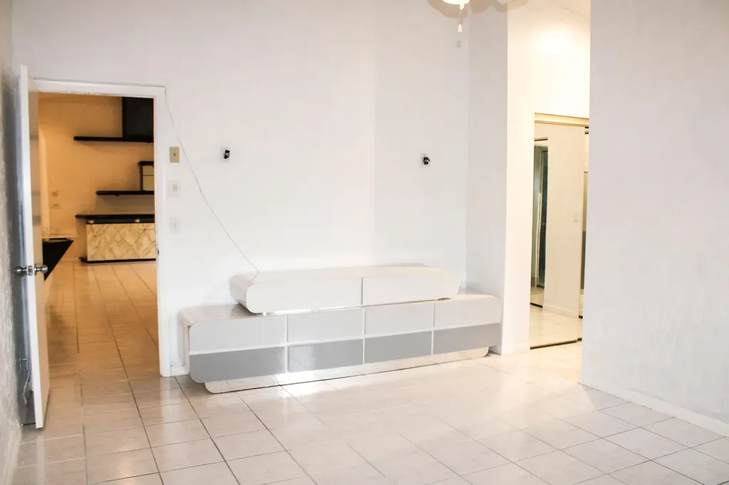 2583 NW 13th Street Delray Beach FL 33445