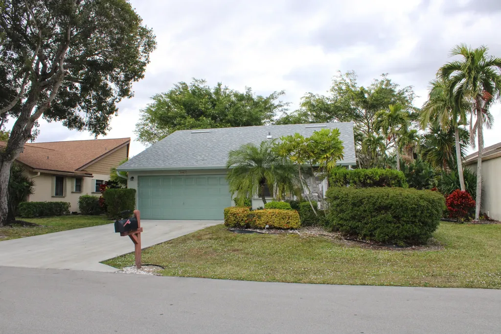 2583 NW 13th Street Delray Beach FL 33445
