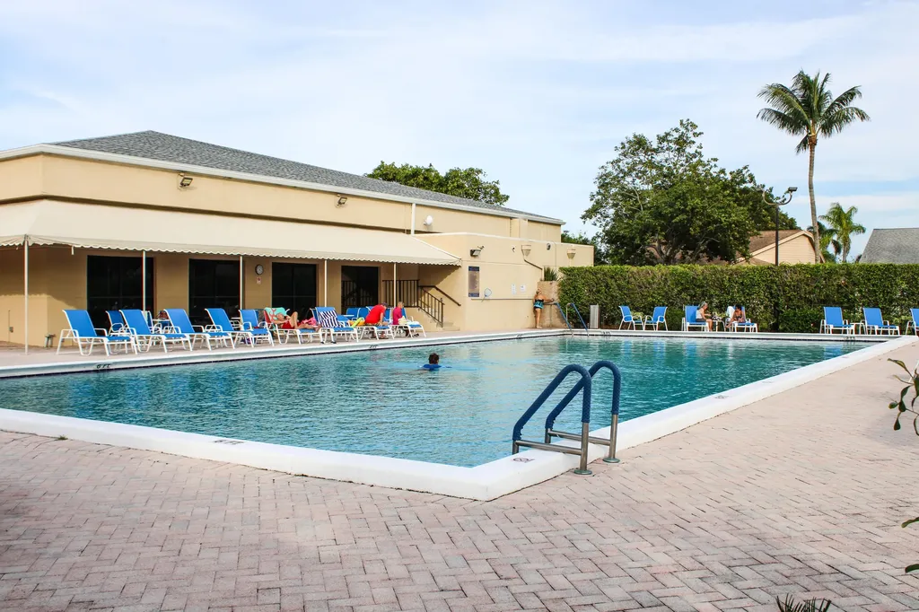 2583 NW 13th Street Delray Beach FL 33445