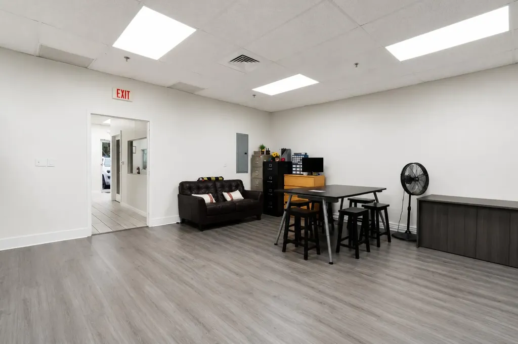 20841 Johnson Street Pembroke Pines FL