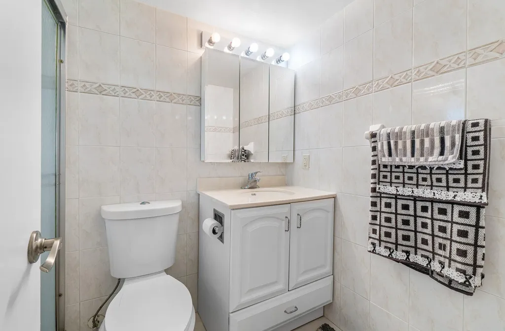 57 Canterbury West Palm Beach FL 33417