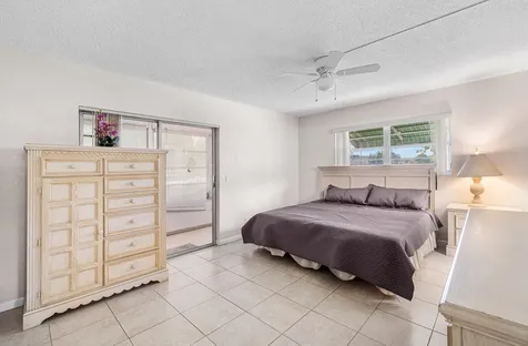 57 Canterbury West Palm Beach FL 33417