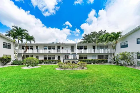 57 Canterbury West Palm Beach FL 33417