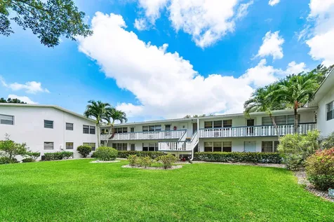 57 Canterbury West Palm Beach FL 33417