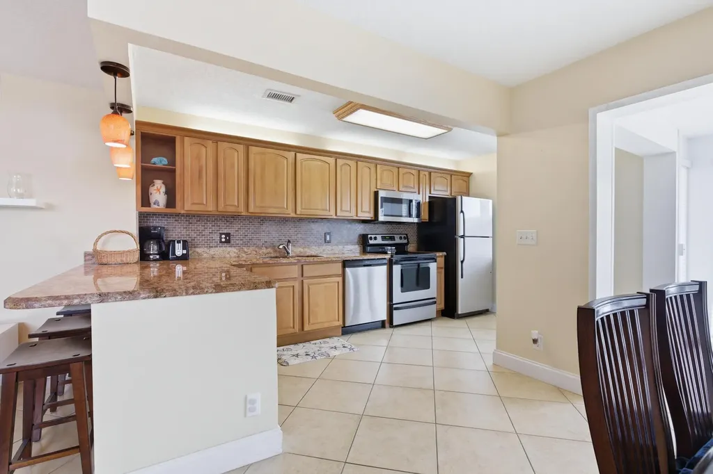 34 Colonial Club Drive Boynton Beach FL 33435