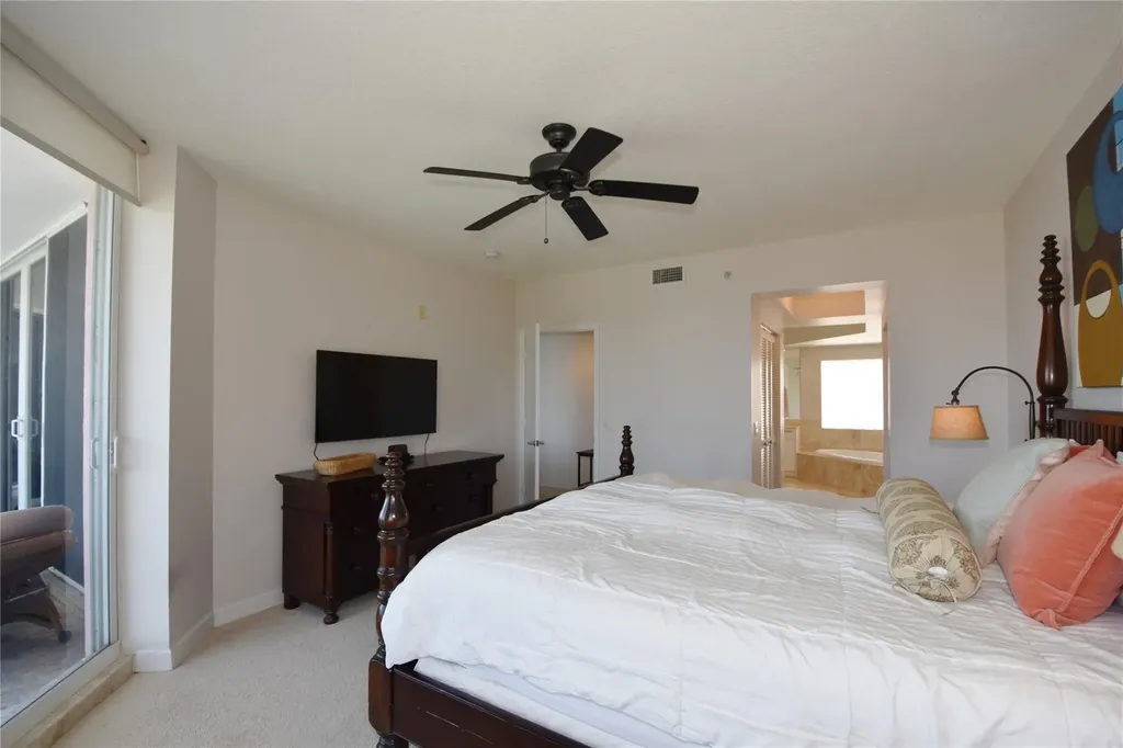 2051 SE 3rd Street Deerfield Beach FL 33441