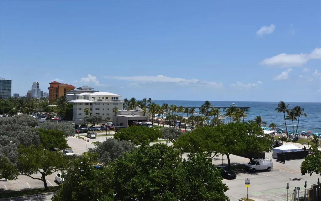 2051 SE 3rd Street Deerfield Beach FL 33441