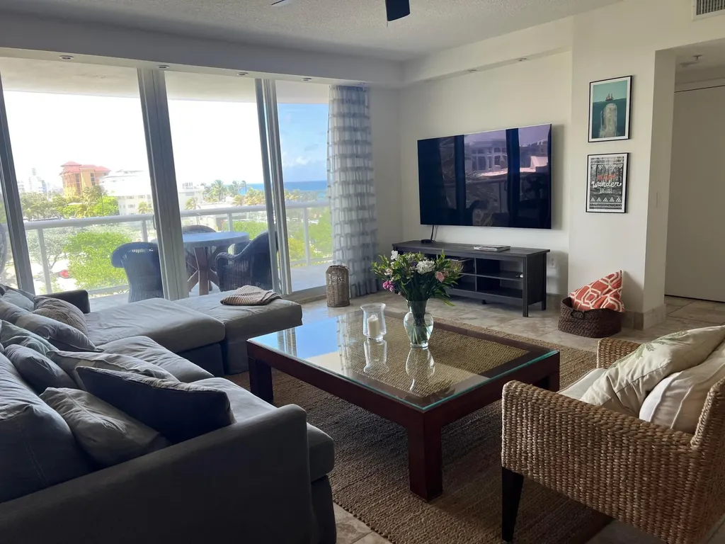 2051 SE 3rd Street Deerfield Beach FL 33441