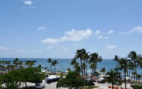 2051 SE 3rd Street Deerfield Beach FL 33441