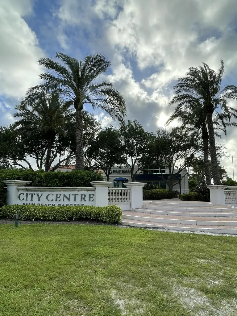 00 N Virginia Road Palm Beach Gardens FL 33418