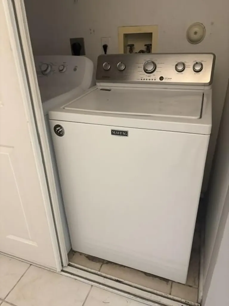 21102 Vía Eden Boca Raton FL 33433