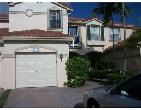 21102 Vía Eden Boca Raton FL 33433