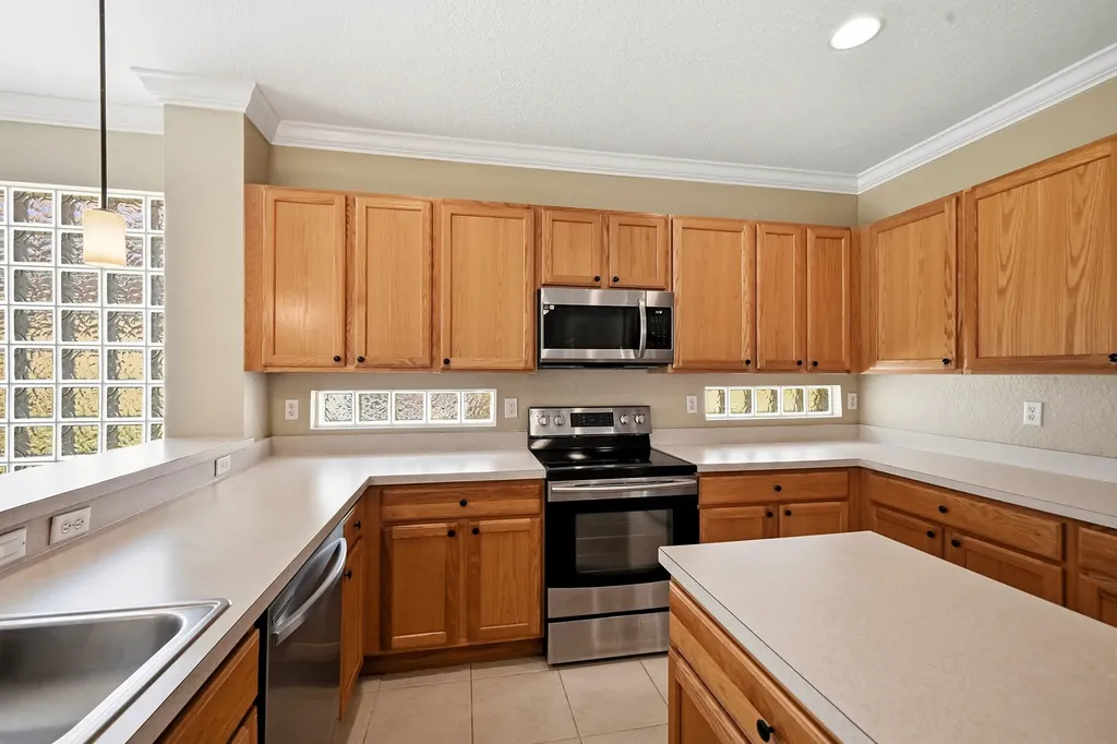 421 Gazetta Way West Palm Beach FL 33413