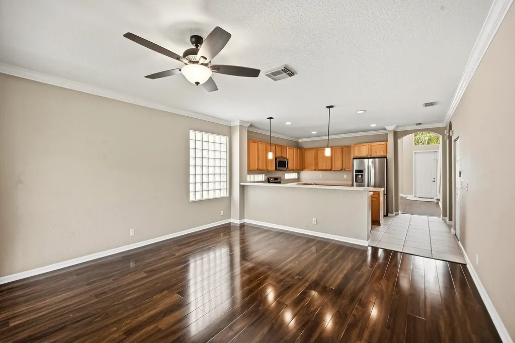 421 Gazetta Way West Palm Beach FL 33413