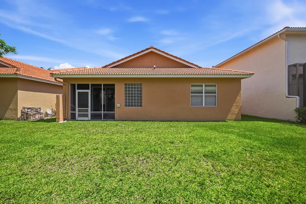 421 Gazetta Way West Palm Beach FL 33413