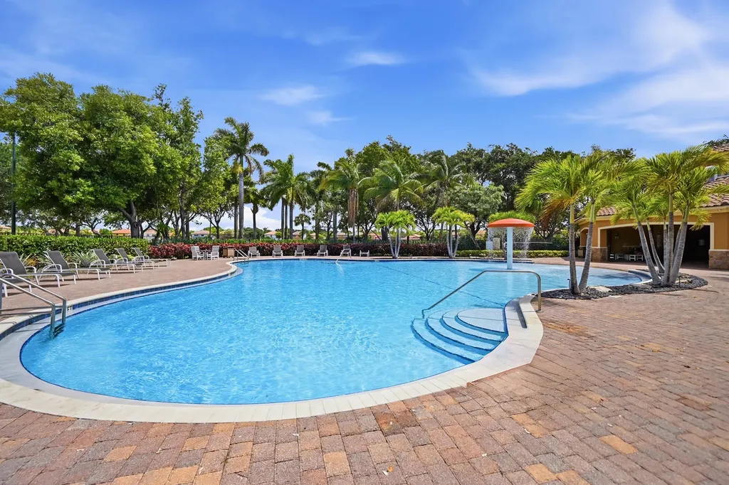 421 Gazetta Way West Palm Beach FL 33413