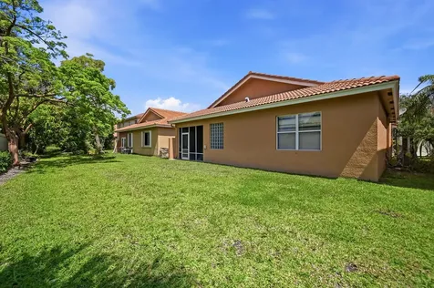421 Gazetta Way West Palm Beach FL 33413