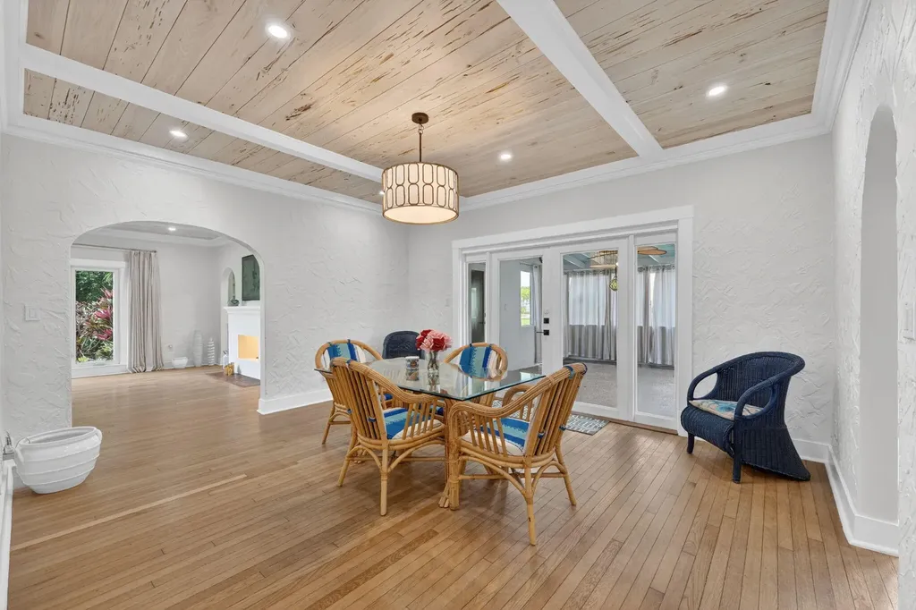 400 NE 5th Avenue Pompano Beach FL 33060