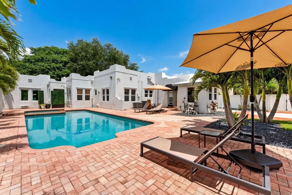 400 NE 5th Avenue Pompano Beach FL 33060