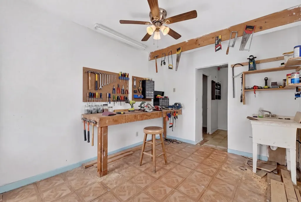 400 NE 5th Avenue Pompano Beach FL 33060