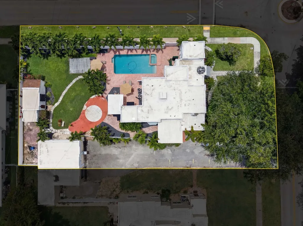 400 NE 5th Avenue Pompano Beach FL 33060