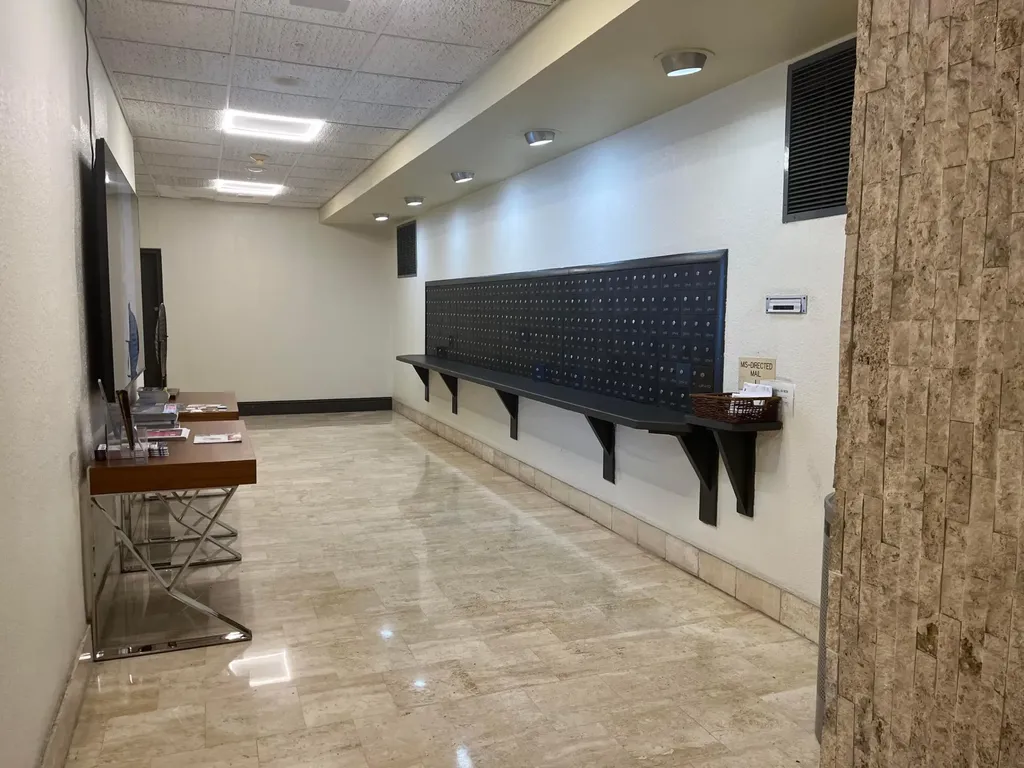 2750 NE 183rd Street Aventura FL 33160