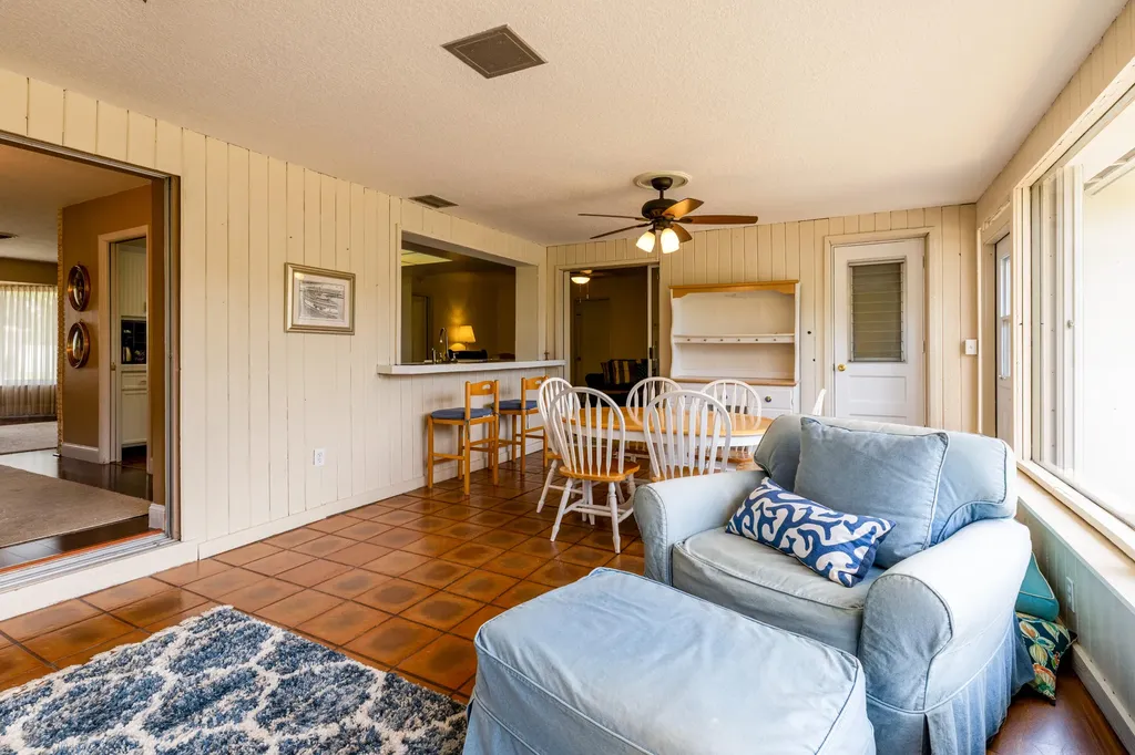 5541 SW 7th Street Plantation FL 33317