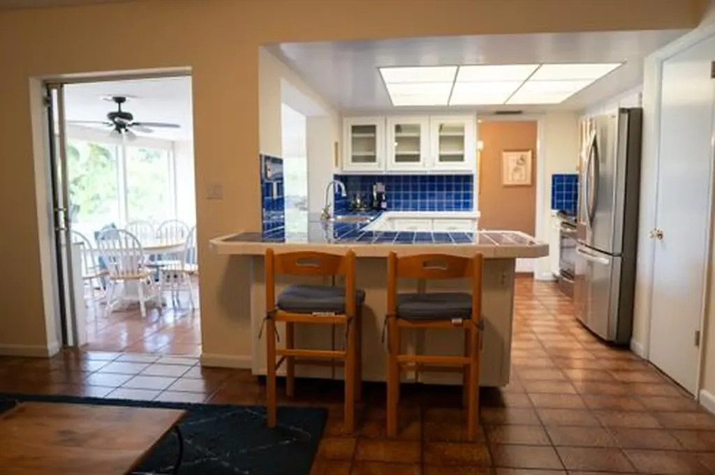 5541 SW 7th Street Plantation FL 33317