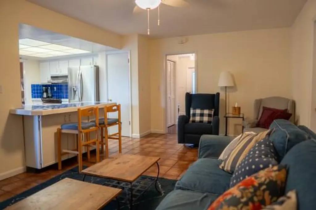 5541 SW 7th Street Plantation FL 33317