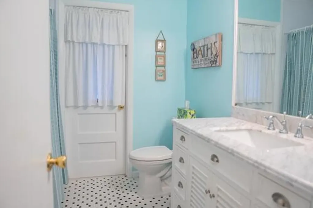 5541 SW 7th Street Plantation FL 33317