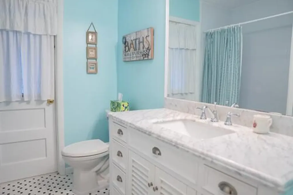 5541 SW 7th Street Plantation FL 33317