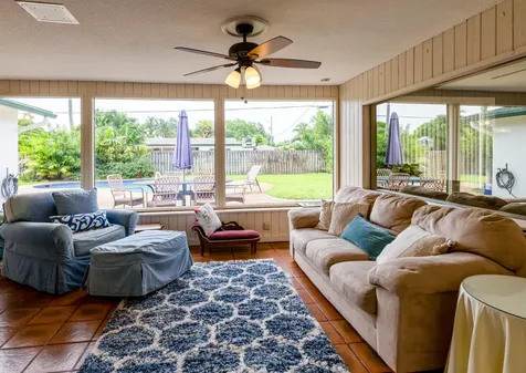 5541 SW 7th Street Plantation FL 33317