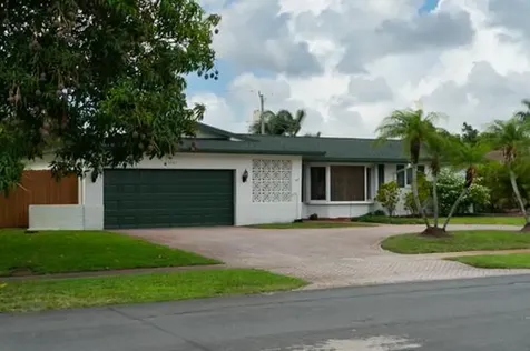 5541 SW 7th Street Plantation FL 33317