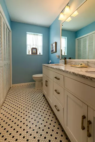 5541 SW 7th Street Plantation FL 33317