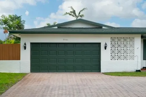 5541 SW 7th Street Plantation FL 33317