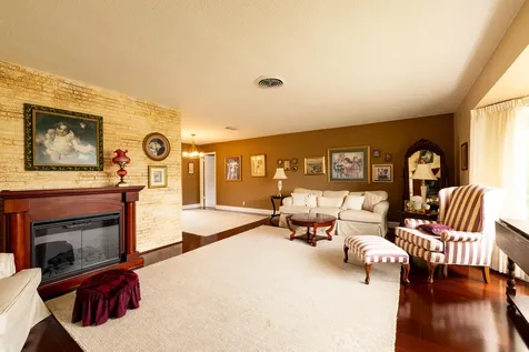5541 SW 7th Street Plantation FL 33317
