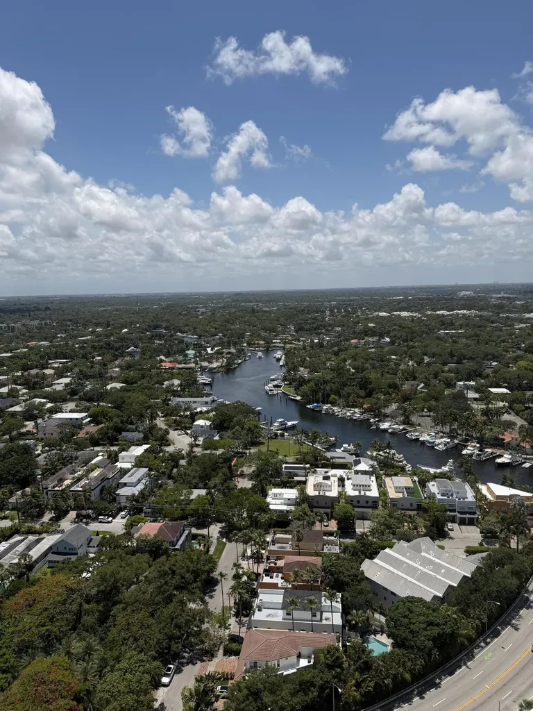 307 SW 5th Fort Lauderdale FL 33315