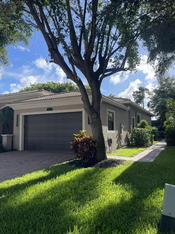 8121 Ferentino Pass Delray Beach FL 33446