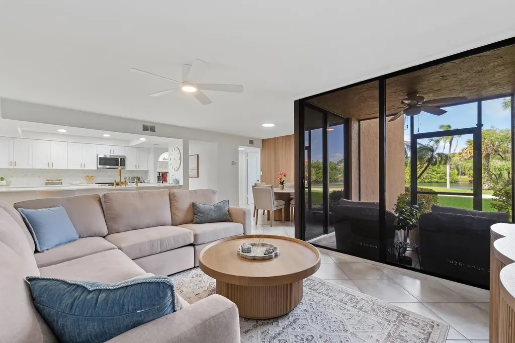 2455 Lindell Boulevard Delray Beach FL 33444