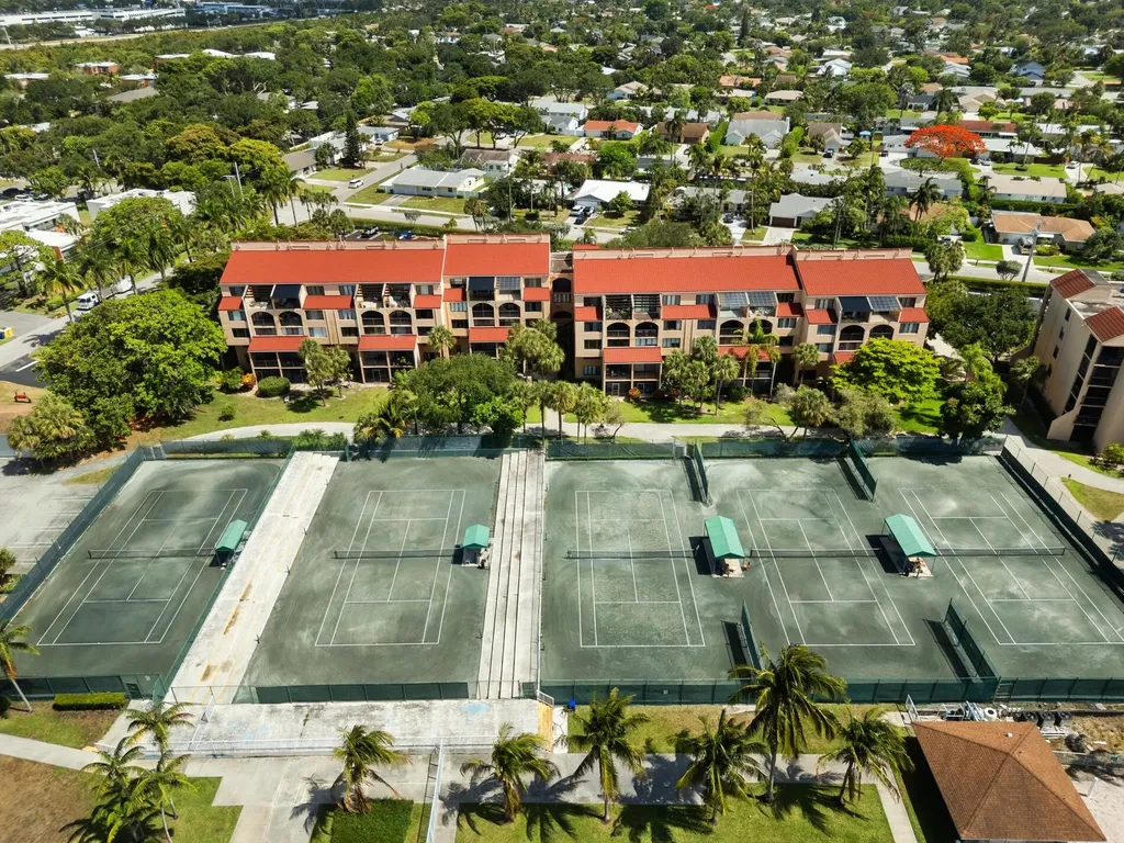 2455 Lindell Boulevard Delray Beach FL 33444