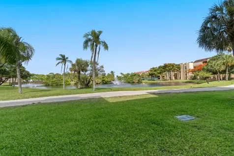 2455 Lindell Boulevard Delray Beach FL 33444