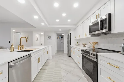 2455 Lindell Boulevard Delray Beach FL 33444